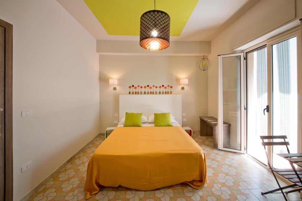 B&B Il Quadrato 마리나 디 스키아보네아 외부 사진